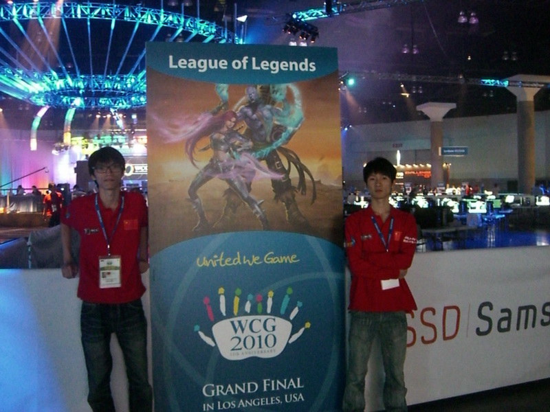 Theshy对线期压制力拉满：补刀被压三十刀、团战零作用、心态崩盘全程溃败-完美电竞